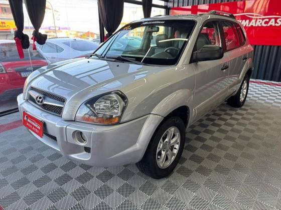 HYUNDAI TUCSON 2.0 MPFI GL 16V 142CV 2WD GASOLINA 4P AUTOMÁTICO